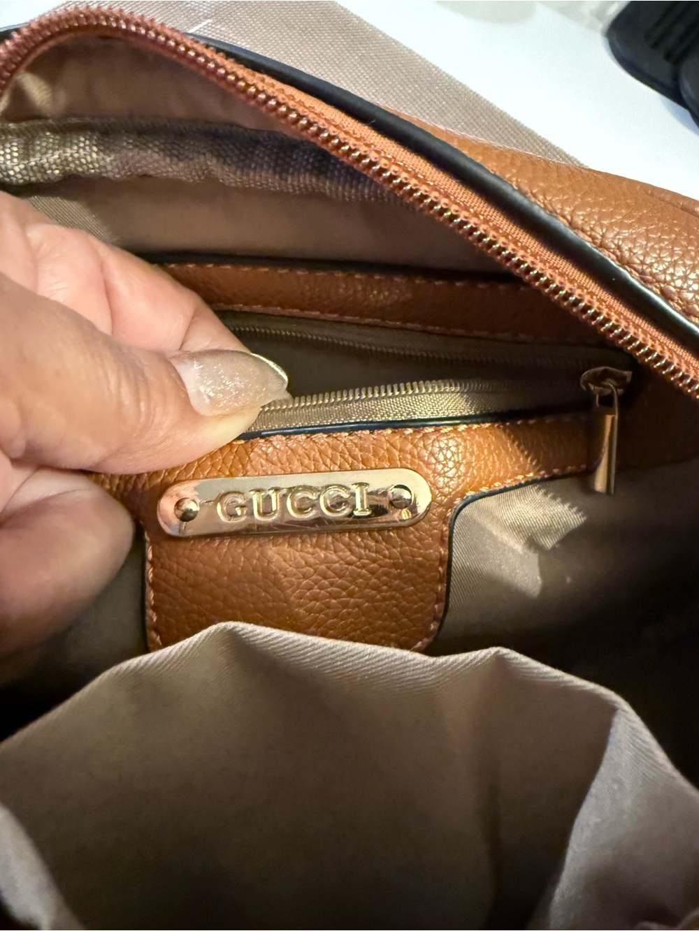 Gucci Brown Pebbled Leather Crossbody Camera Bag - Picture 7 of 7